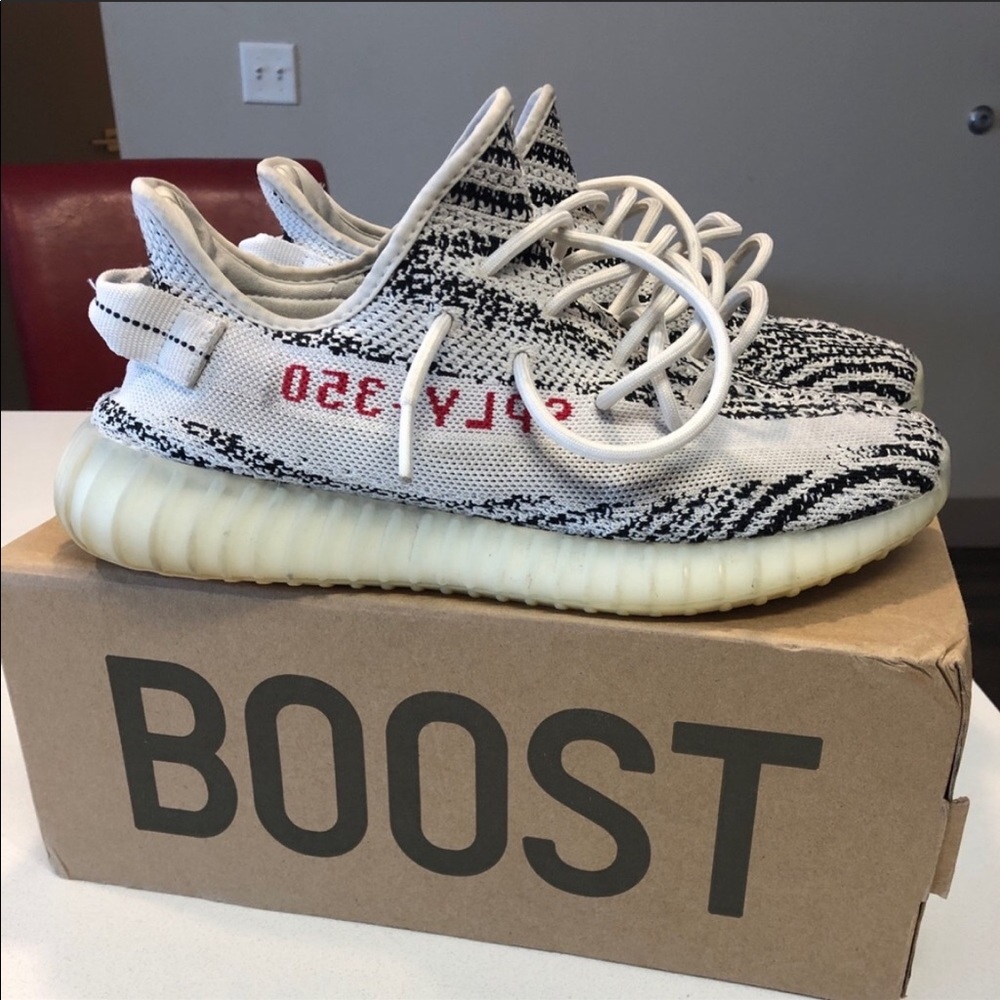 Adidas Yeezy Boost 350 V2 in Zebra